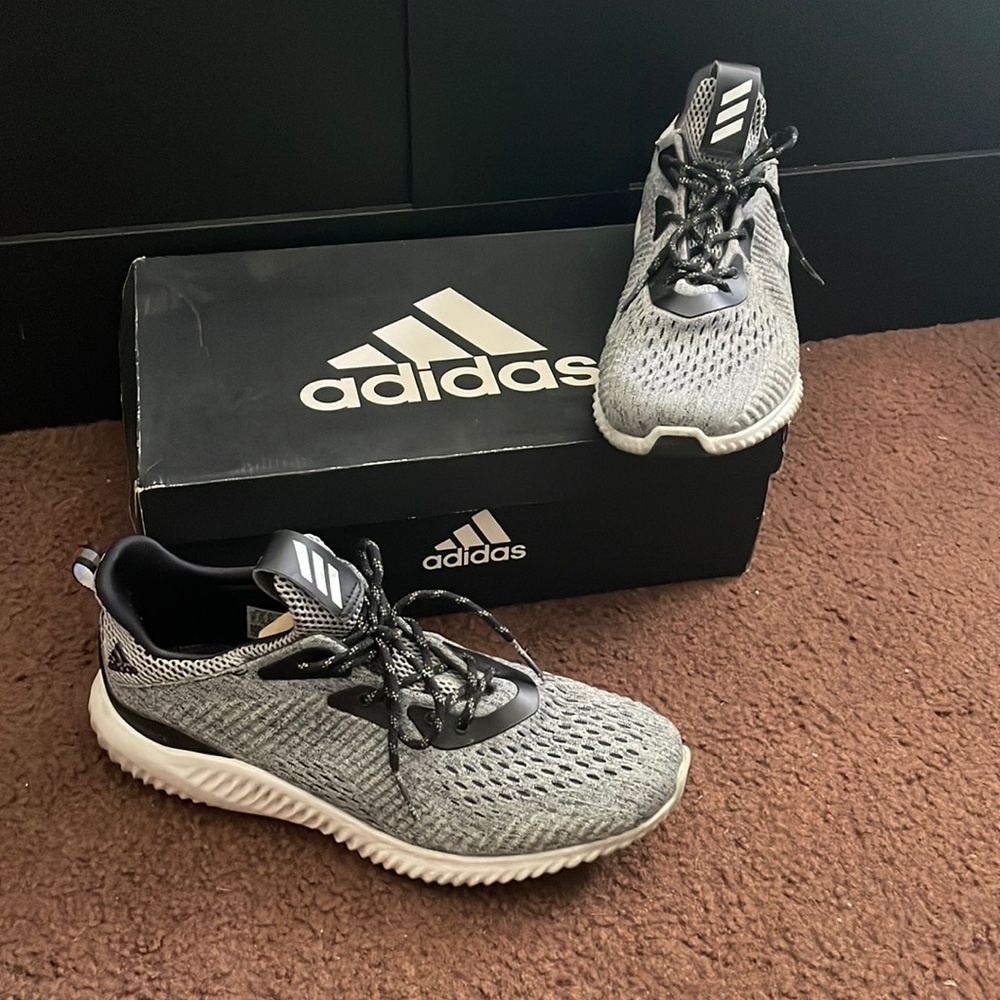 Adidas Alphabounce